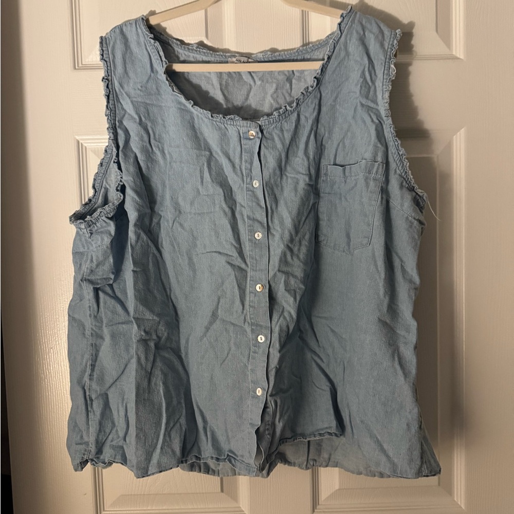 White Birch Denim Blue Sleeveless Button-Down Shirt